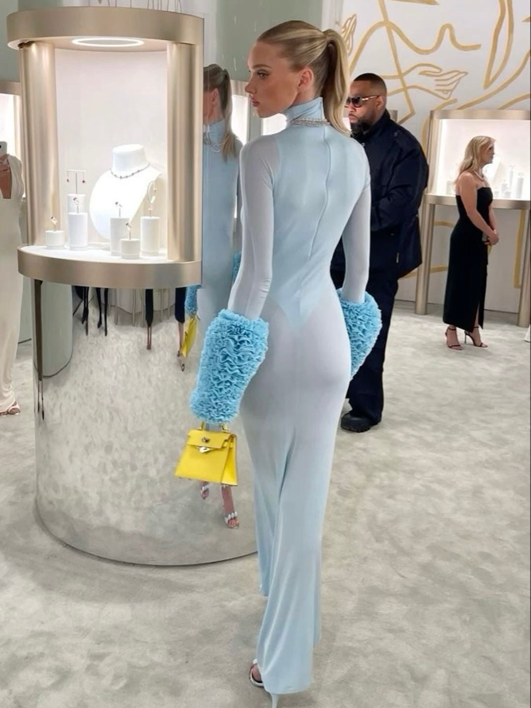 ELSA PRE-ORDINE
